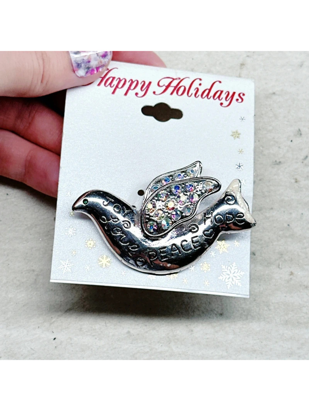 3115mc. Dove Peace Christmas Brooch Silvertone